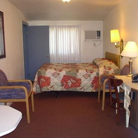 Hacienda Motel Alturas Værelse billede